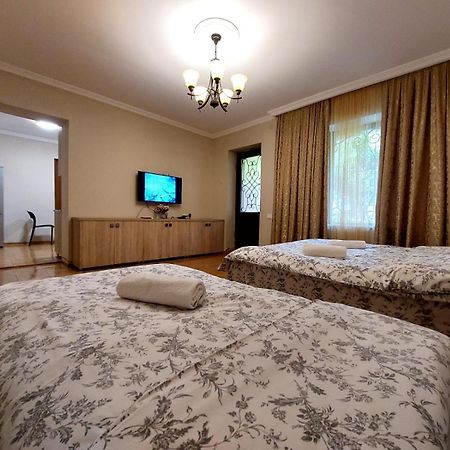 Апартаменти Geo Кутаїсі Екстер'єр фото